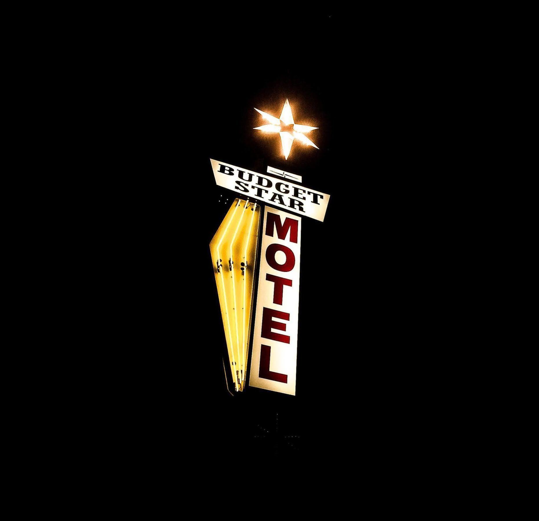 Western Star Inn Райфъл Екстериор снимка